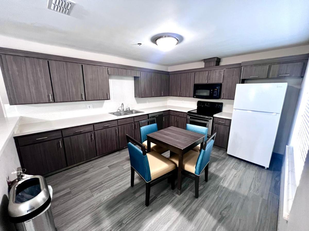 La Quinta By Wyndham Pharr North Mcallen Exterior photo